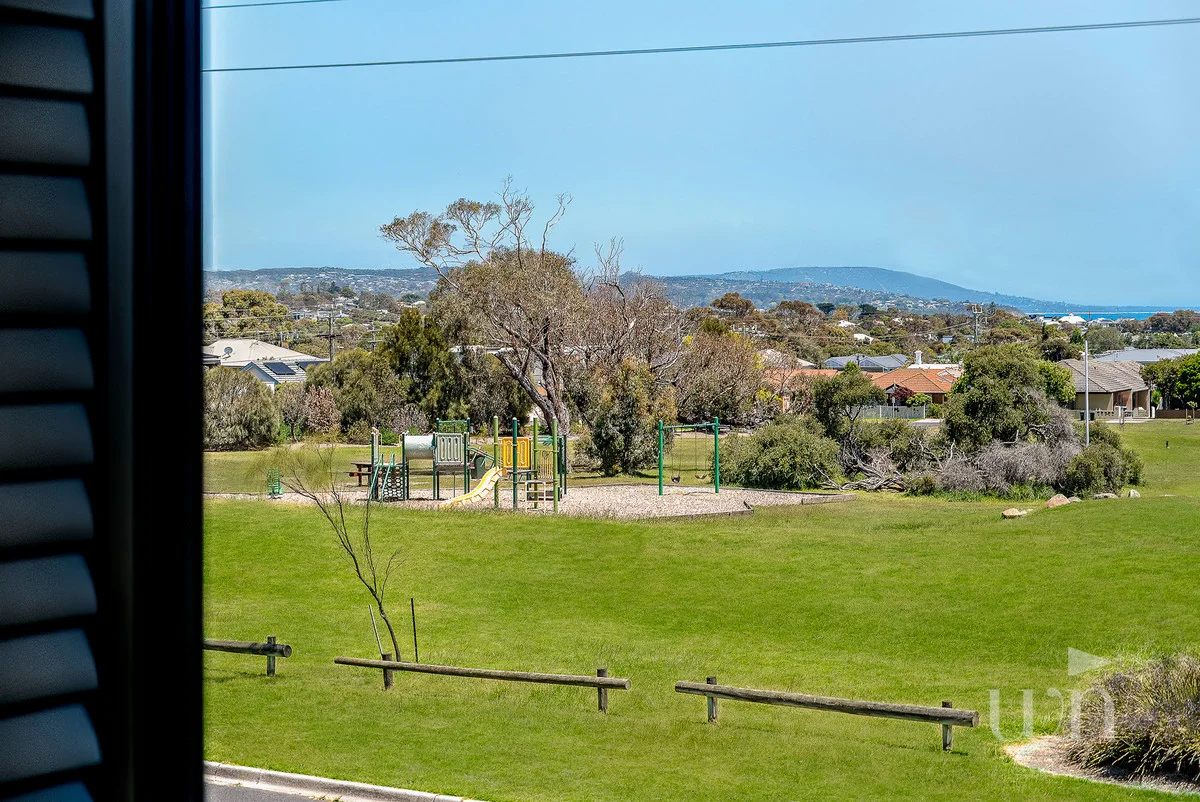 Additional image 14 of 1/13 Alexander Avenue, Mornington VIC 3931