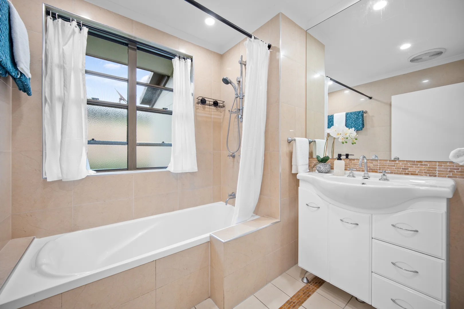 Additional image 11 of 5 Shannon Drive, Woree QLD 4868