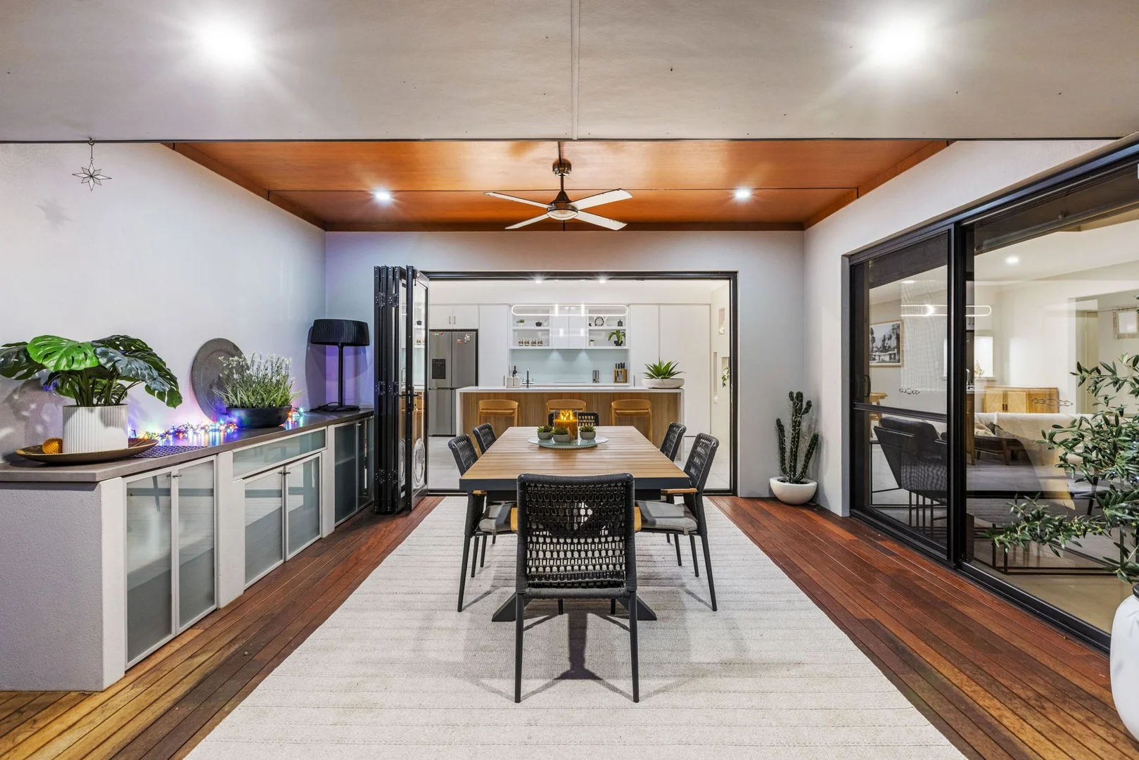 24 Cassidae Terrace, Karrinyup WA 6018