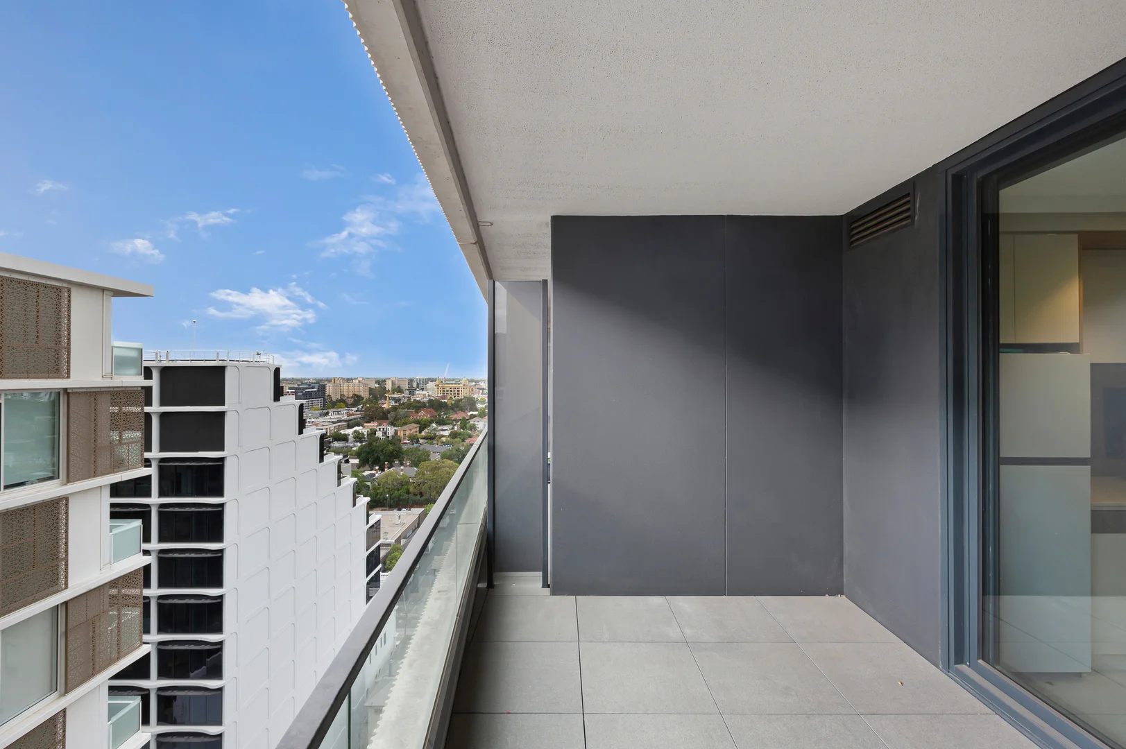 Additional image 2 of 1810/3 Yarra Street, South Yarra VIC 3141