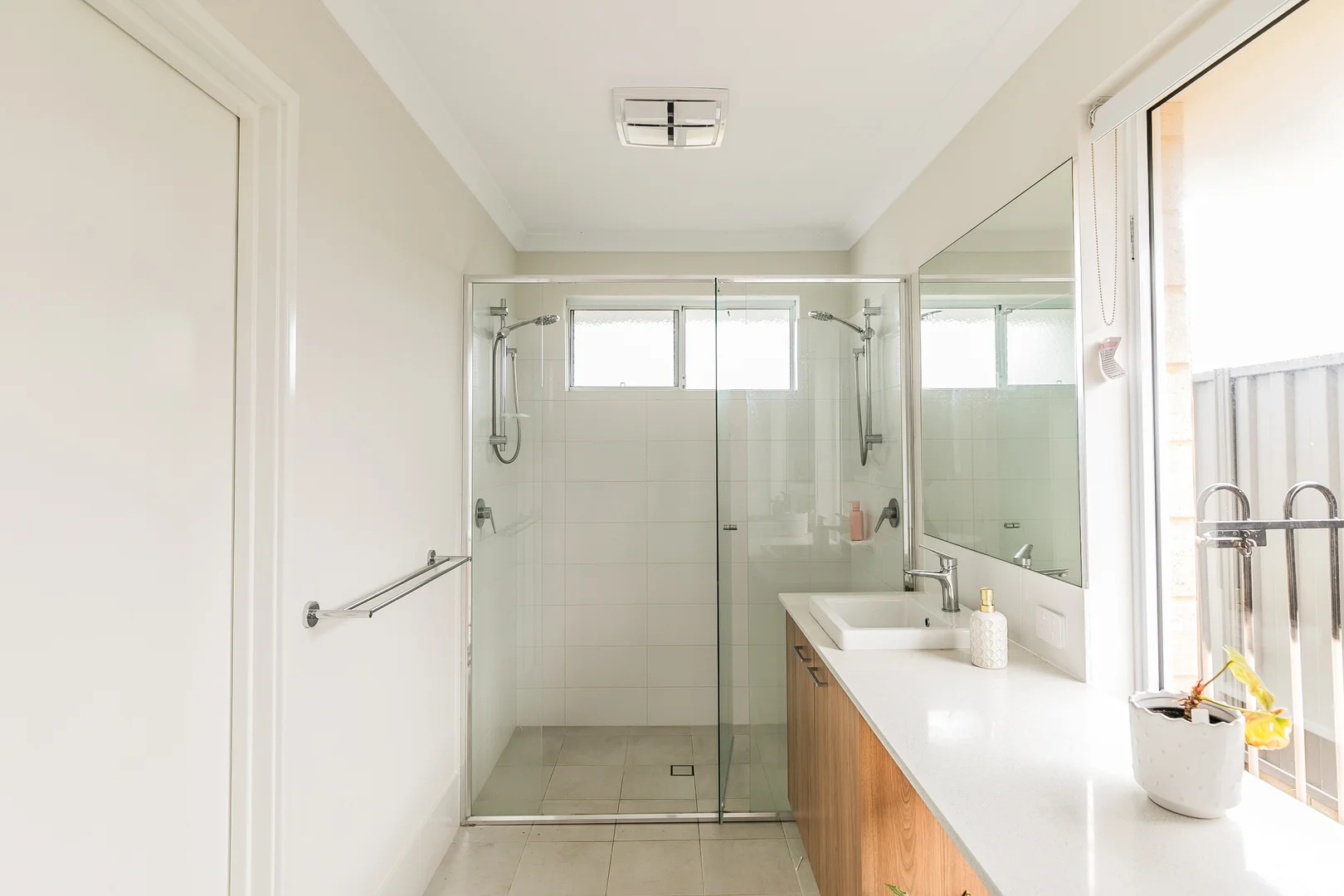 Additional image 11 of 8 Nirvana Road, Lakelands WA 6180