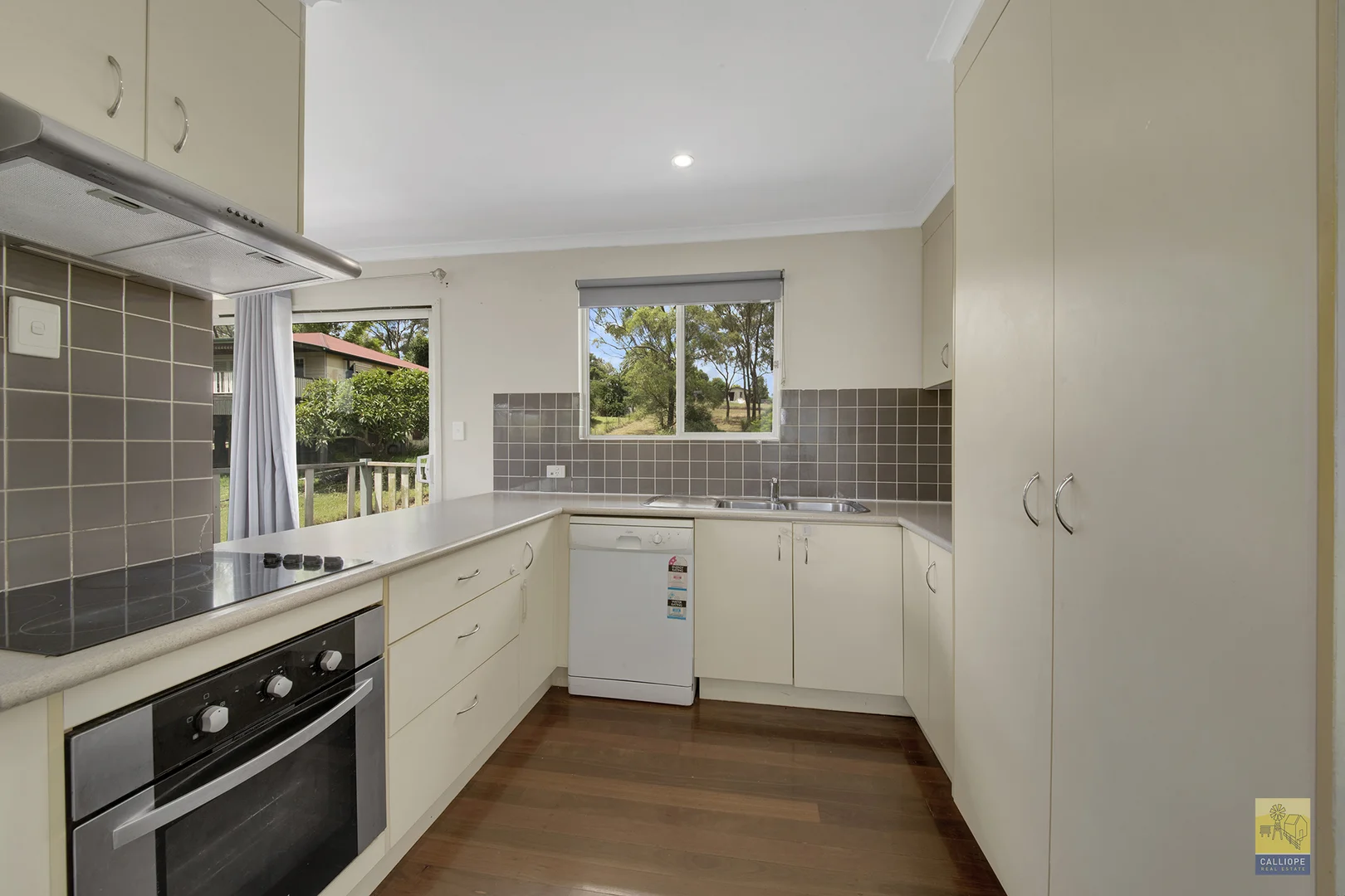 Additional image 7 of 9 King George Street, Mount Larcom QLD 4695