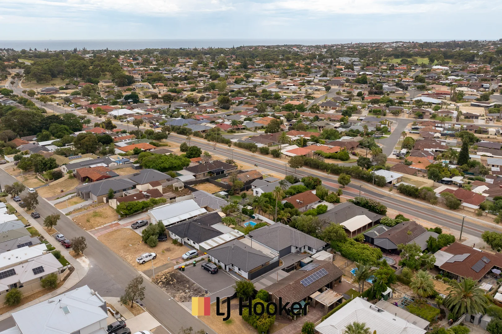 Additional image 56 of 41A Currajong Crescent, Craigie WA 6025