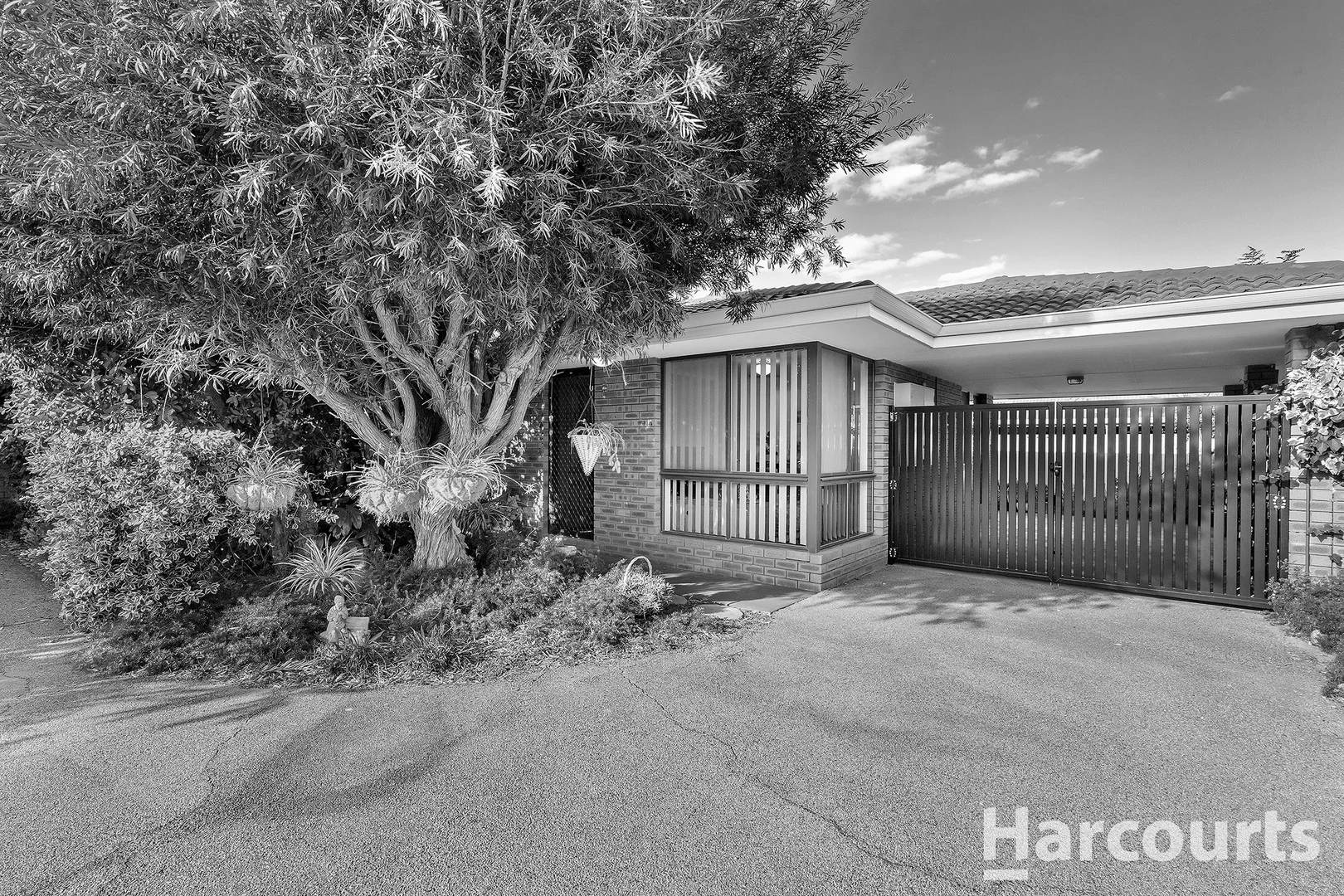 4/14 Loaring Street, Mandurah WA 6210