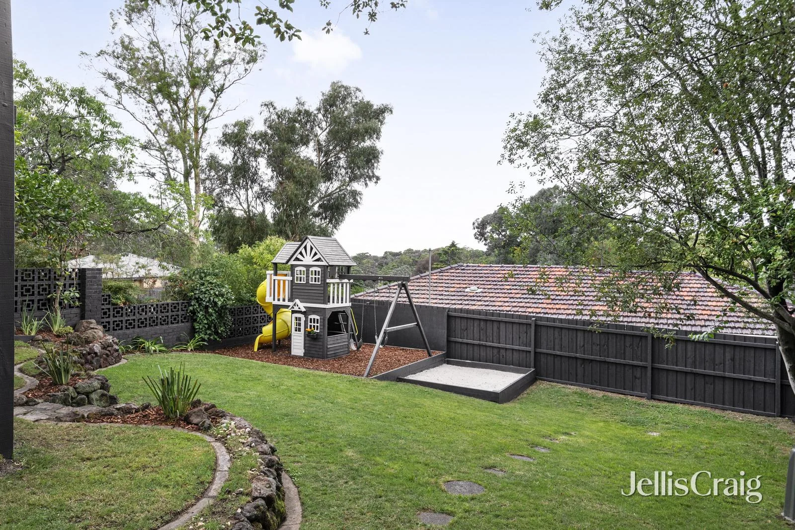 Additional image 23 of 21 Hyacinth Street, Briar Hill VIC 3088