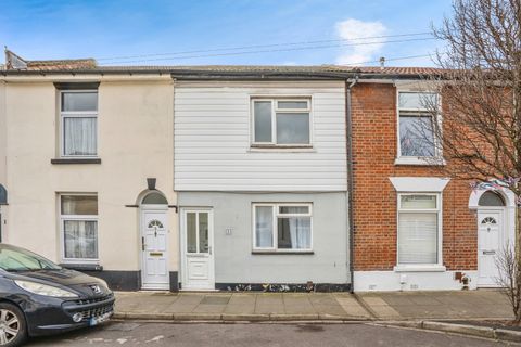 St. Stephens Road, Portsmouth, Hampshire PO2