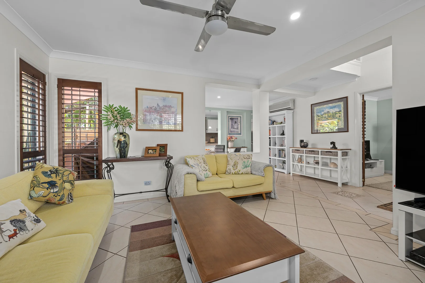 Additional image 8 of 2/129 Bayview Street, Runaway Bay QLD 4216