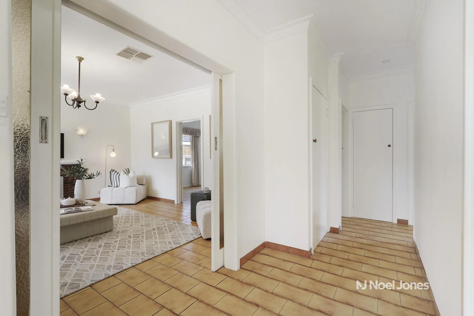 Additional image 14 of 674 Waverley Road, Glen Waverley VIC 3150