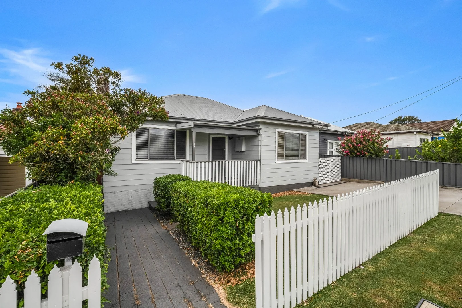 24 Catherine Street, Waratah West NSW 2298