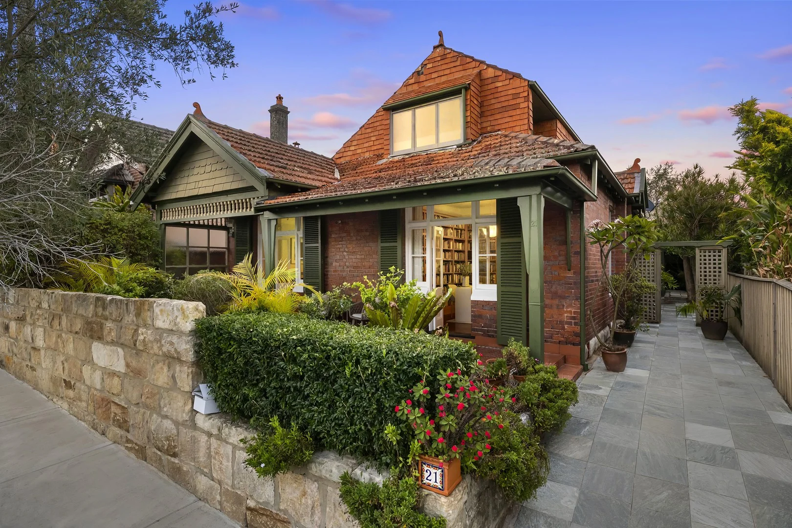 21 Fairy Bower Road, Manly NSW 2095