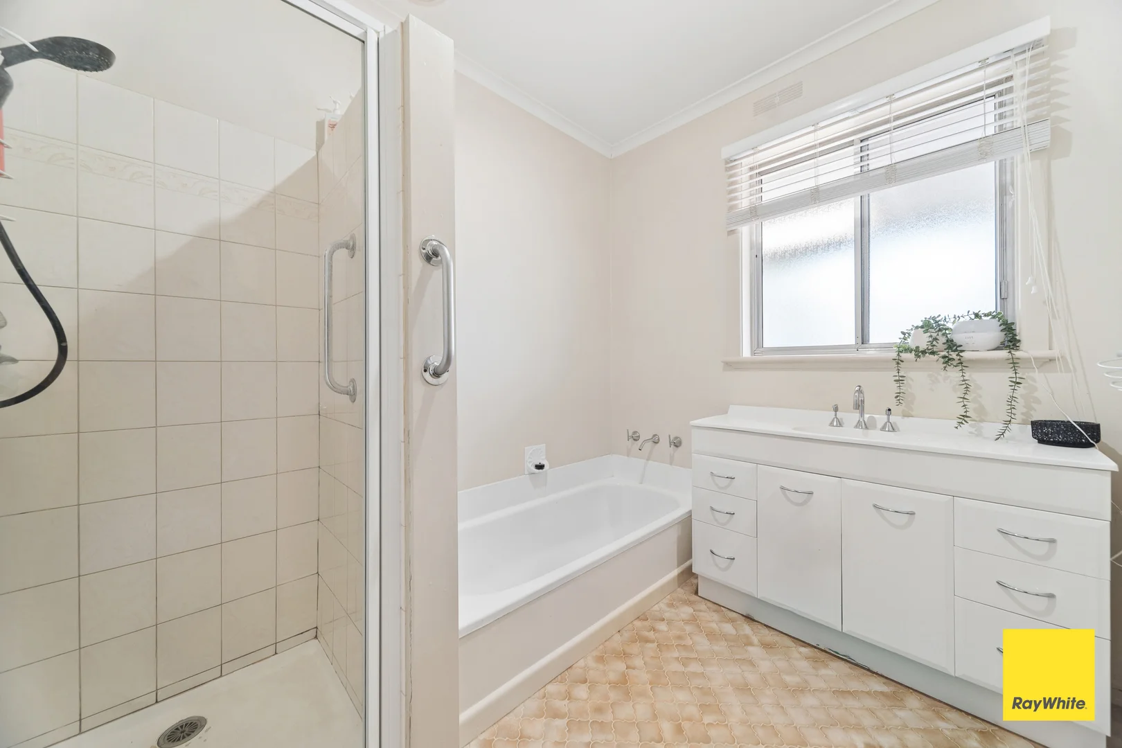 Additional image 8 of 11 Kinross Street, Long Gully VIC 3550