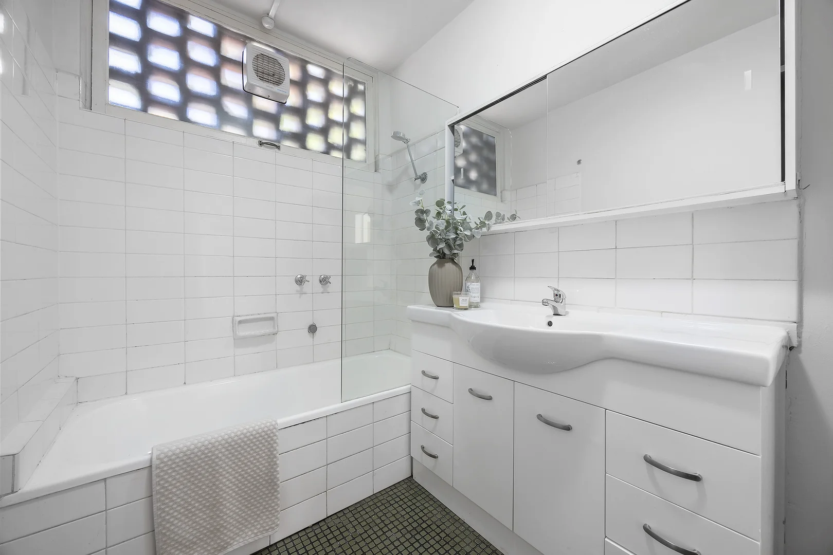 Additional image 7 of 2/7 Clowes Street, South Yarra VIC 3141