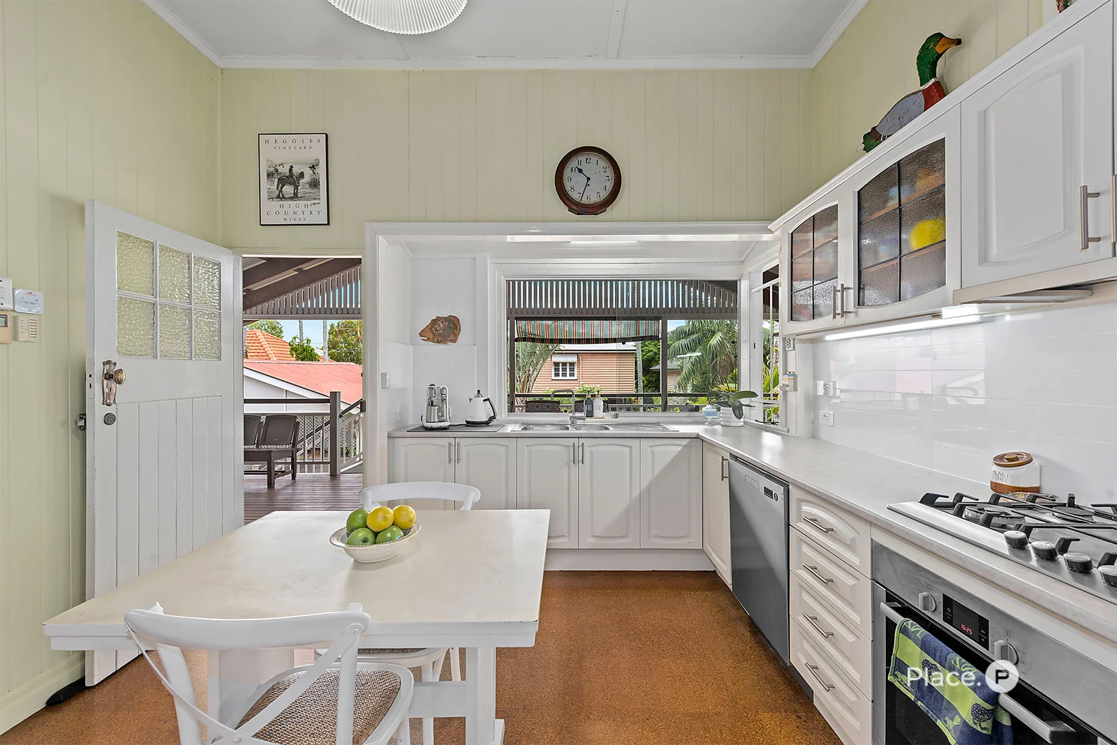 Additional image 3 of 18 Gibson Crescent, Holland Park QLD 4121