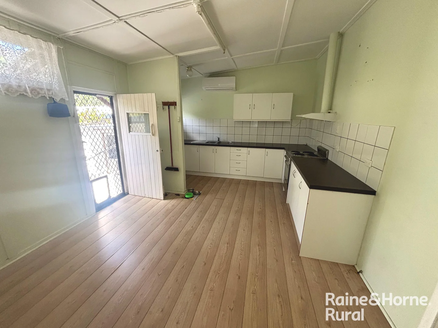 Additional image 2 of 6 Blake Street, Proston QLD 4613