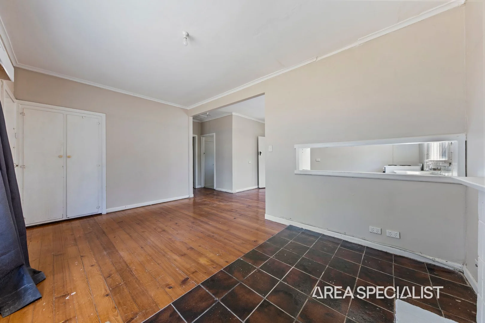 Additional image 5 of 2 Sybella Avenue, Koo Wee Rup VIC 3981