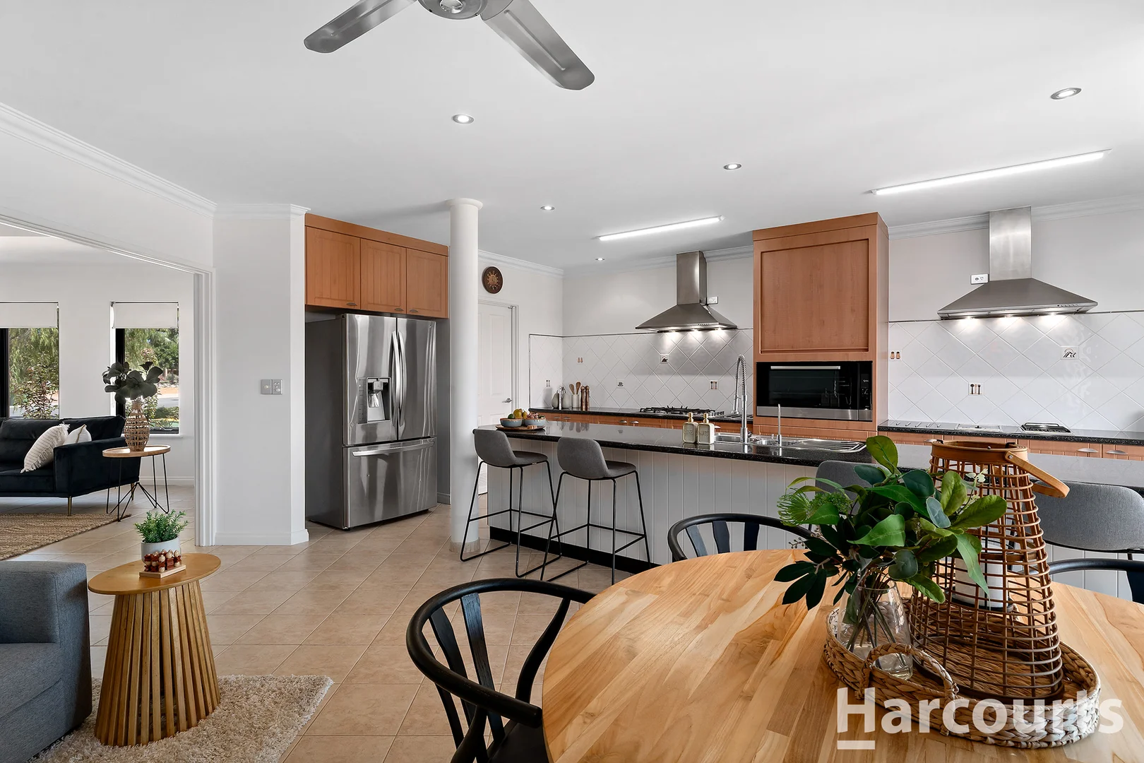 Additional image 10 of 11 Leeuwin Place, Halls Head WA 6210