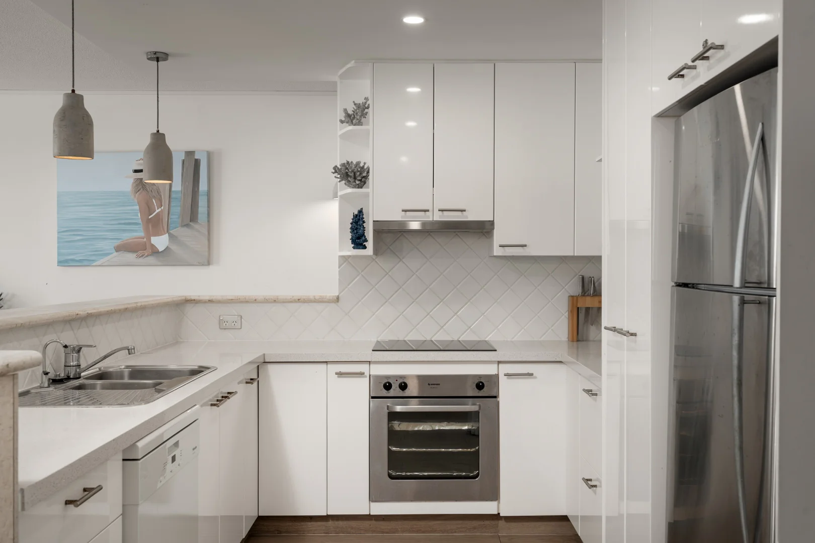 Additional image 11 of 1A/828 Pacific Parade, Currumbin QLD 4223