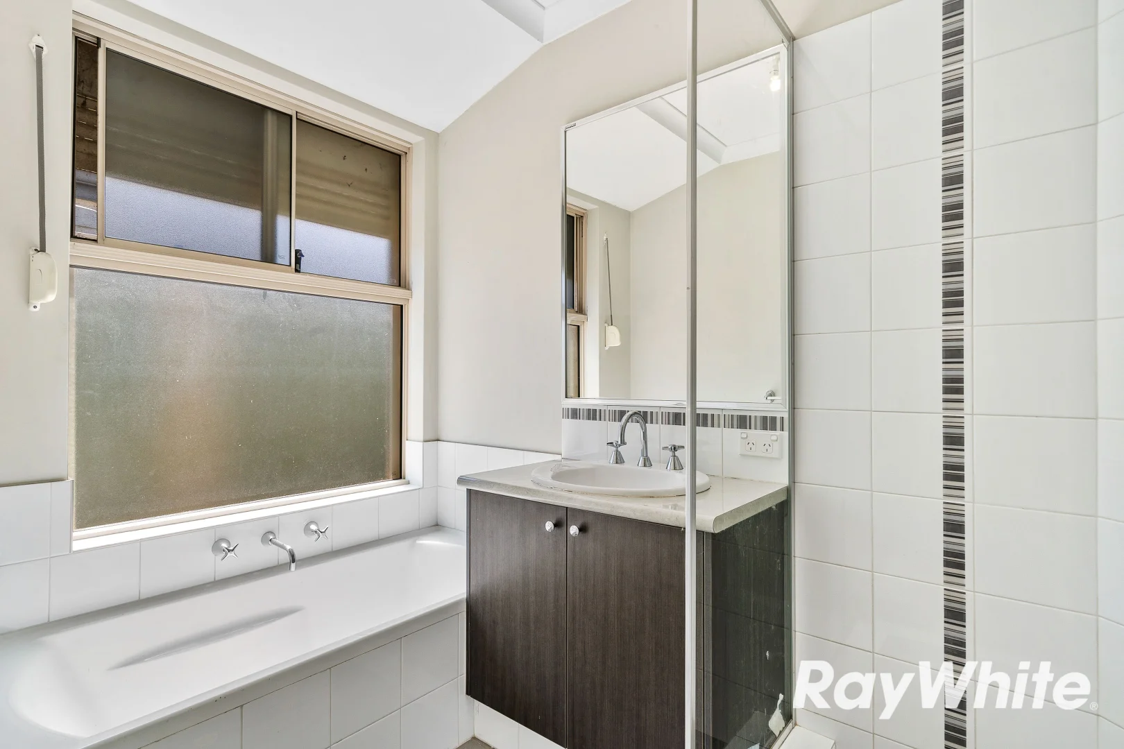 Additional image 7 of 10 Falstaff Close, Greenfields WA 6210