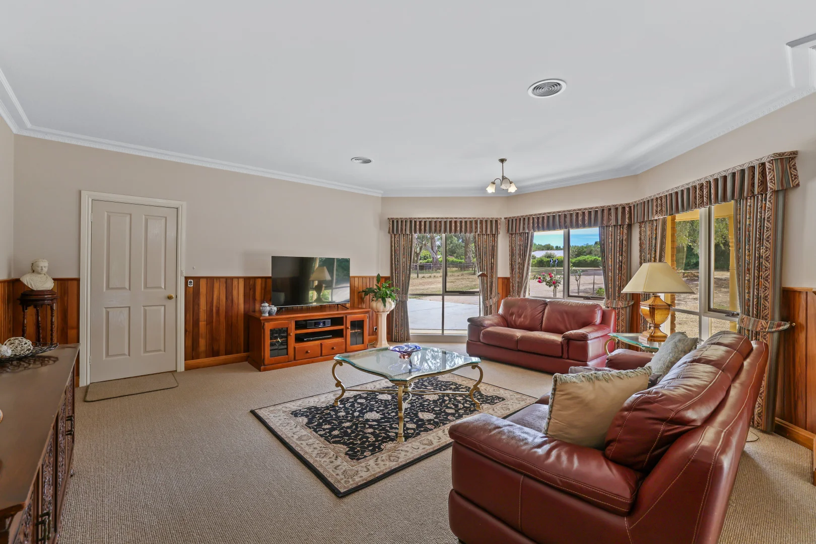 Additional image 7 of 1 Surman Court, Drouin VIC 3818