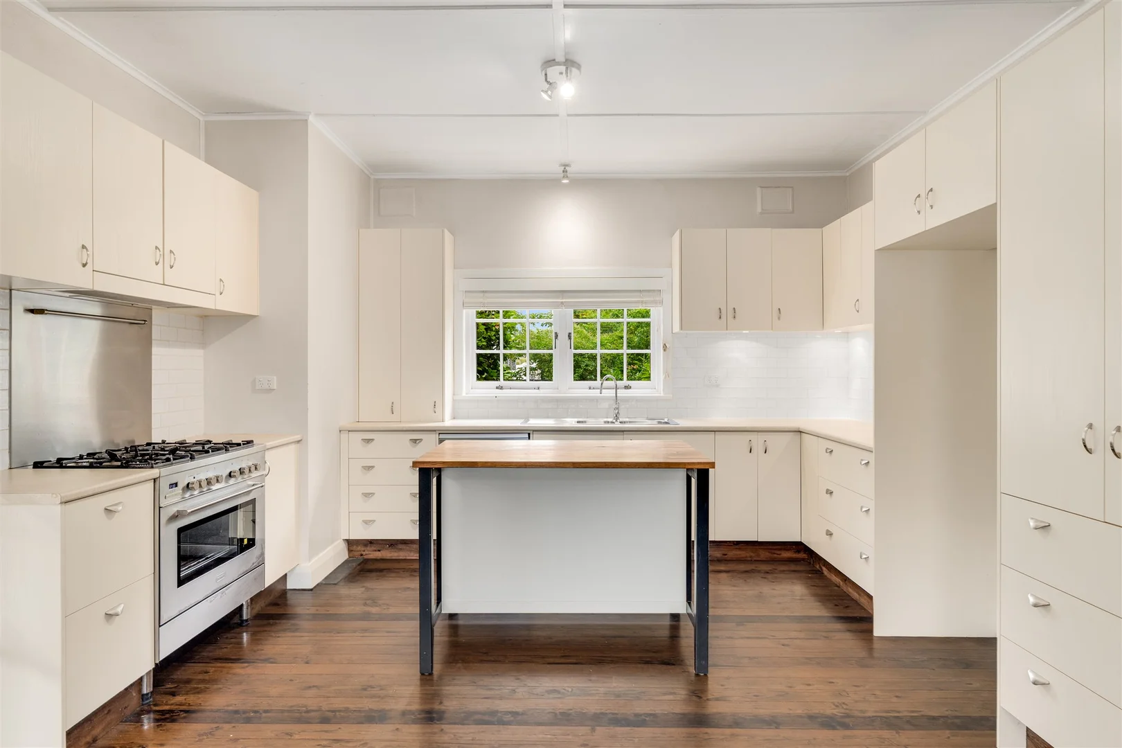 Additional image 4 of 28 Glebe Street, Bowral NSW 2576
