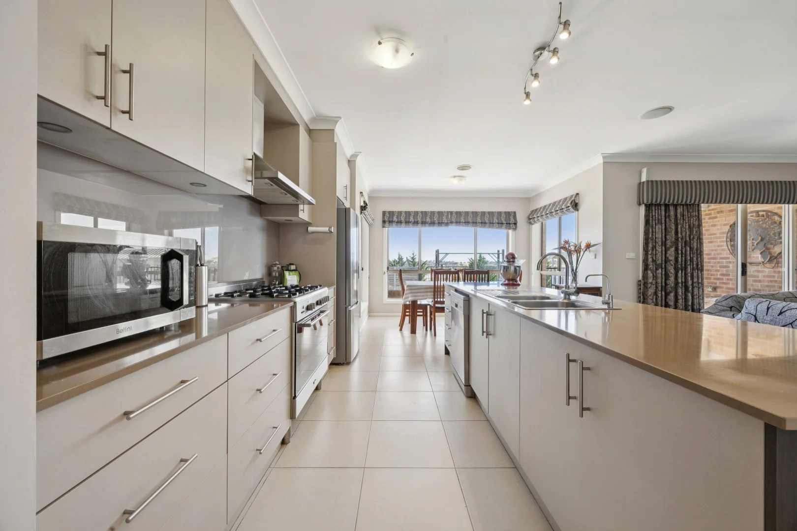 Additional image 10 of 100 Zouch Road, Yass NSW 2582