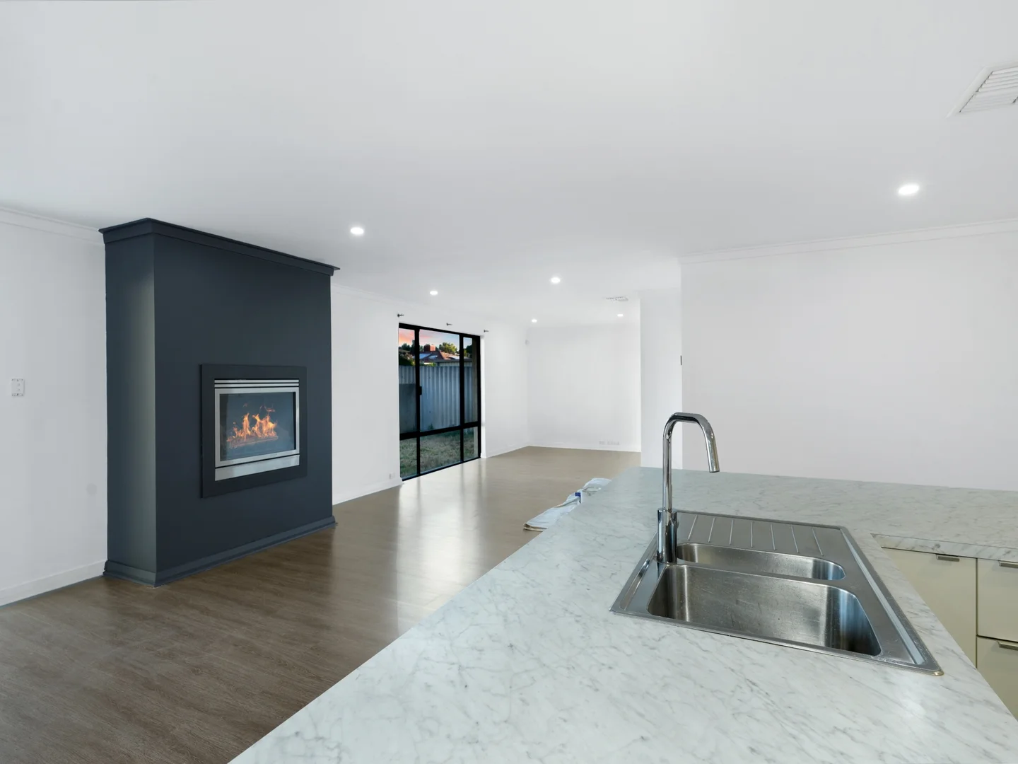 Additional image 15 of 17 Faraday Street, Camillo WA 6111