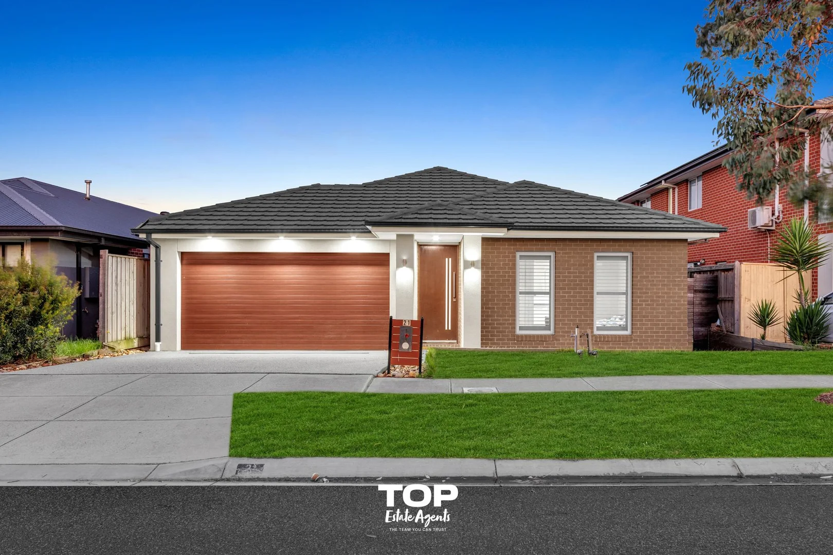 Additional image 2 of 21 Lace Monitor Circuit, Clyde North VIC 3978