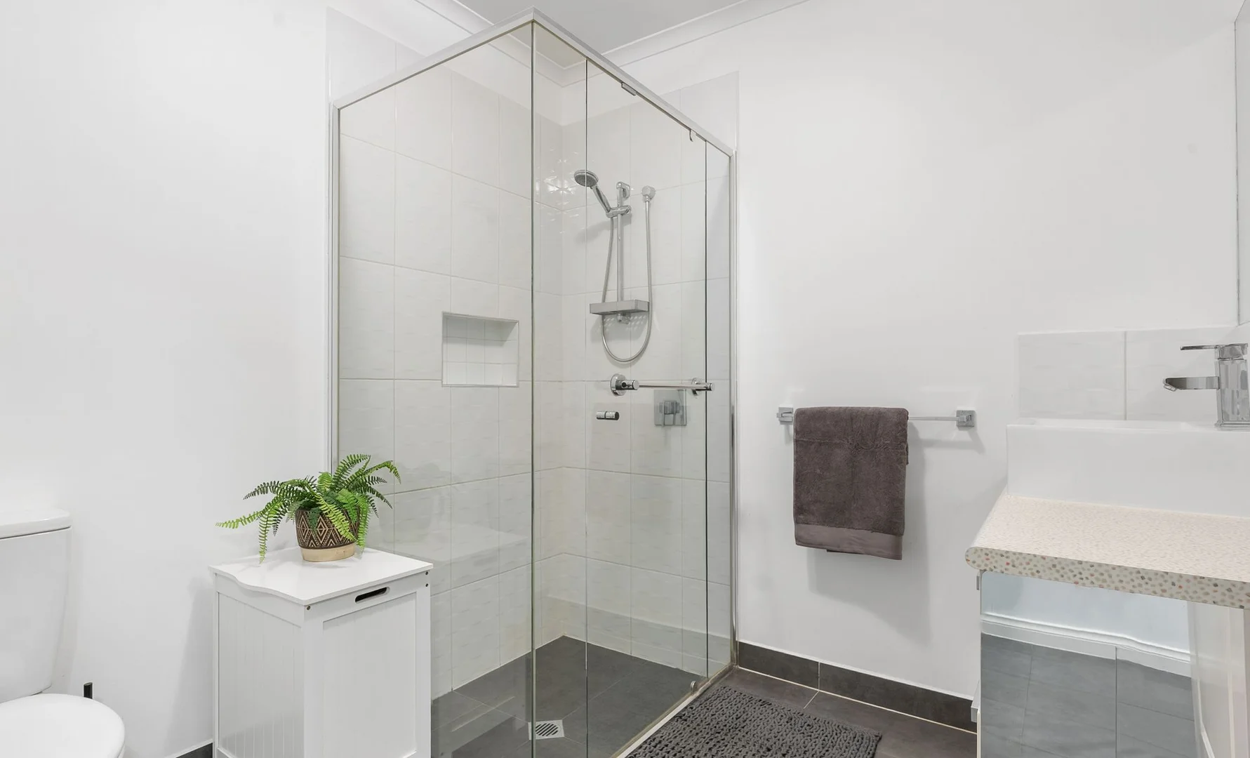 Additional image 16 of 46 George Street, Taylors Hill VIC 3037