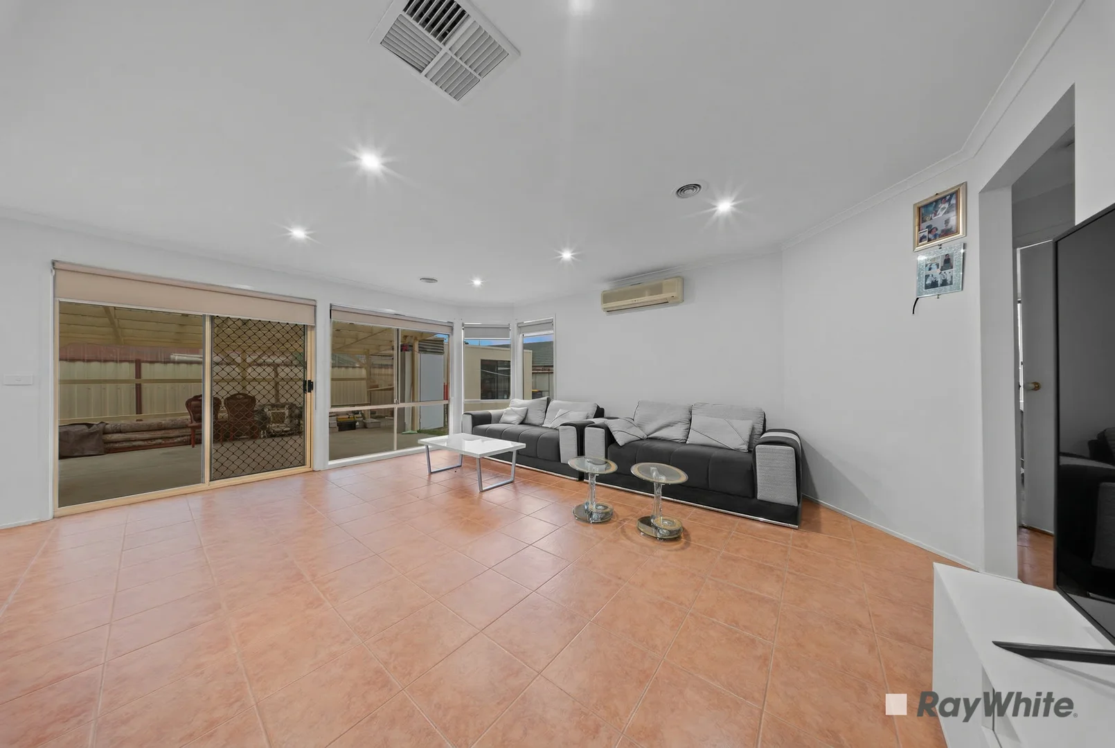 Additional image 11 of 2 Demint Walk, Narre Warren South VIC 3805