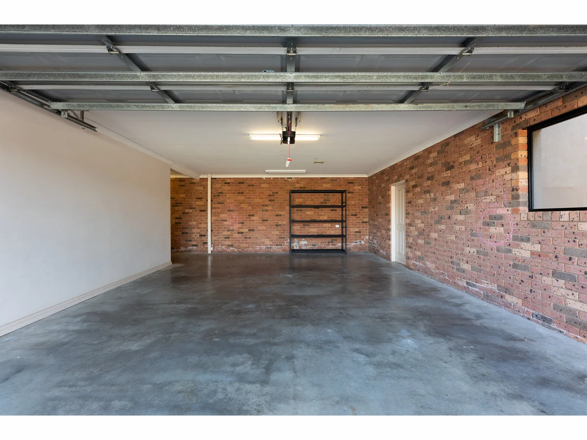 Additional image 27 of 16 Janette Court, Lavington NSW 2641