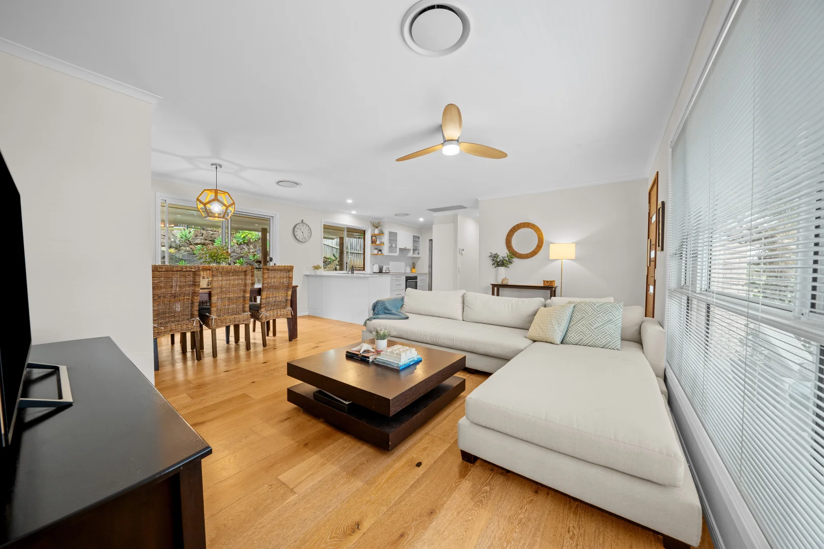 Additional image 4 of 6 Design Place, Highland Park QLD 4211