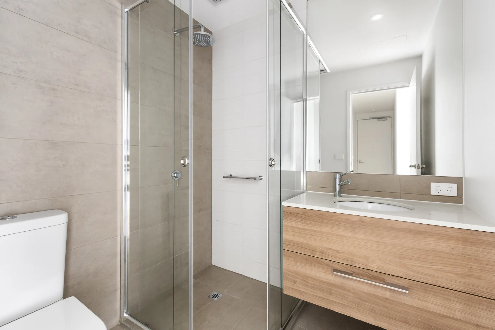 Additional image 8 of 301/252 Bay Road, Sandringham VIC 3191