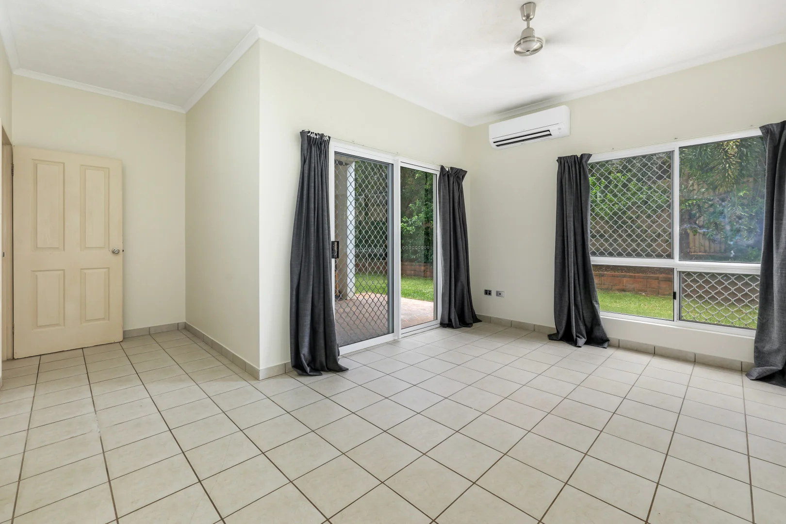 Additional image 12 of 2/37 Sunset Drive, Coconut Grove NT 0810