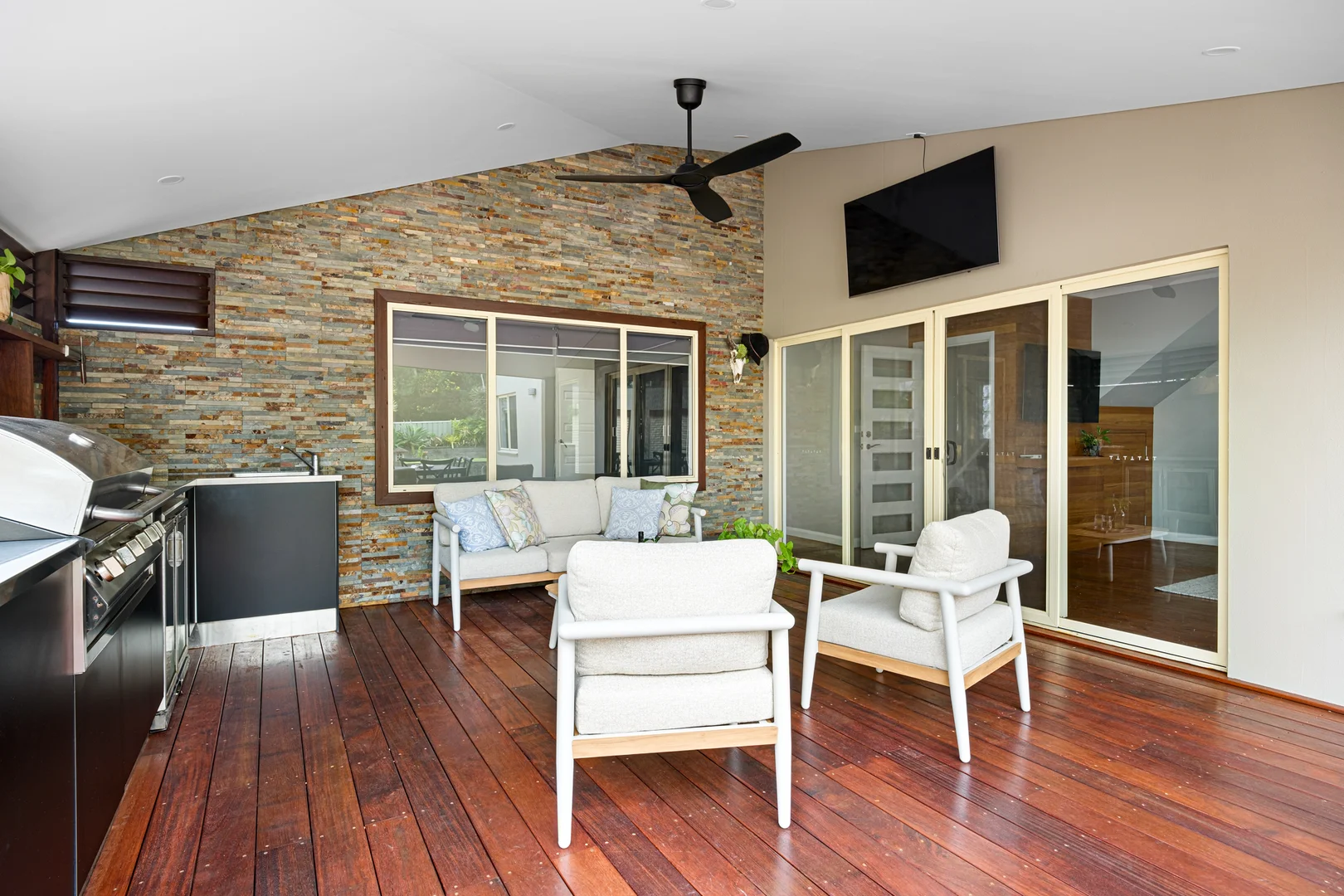 Additional image 17 of 14 Railway Crescent, Belmont North NSW 2280