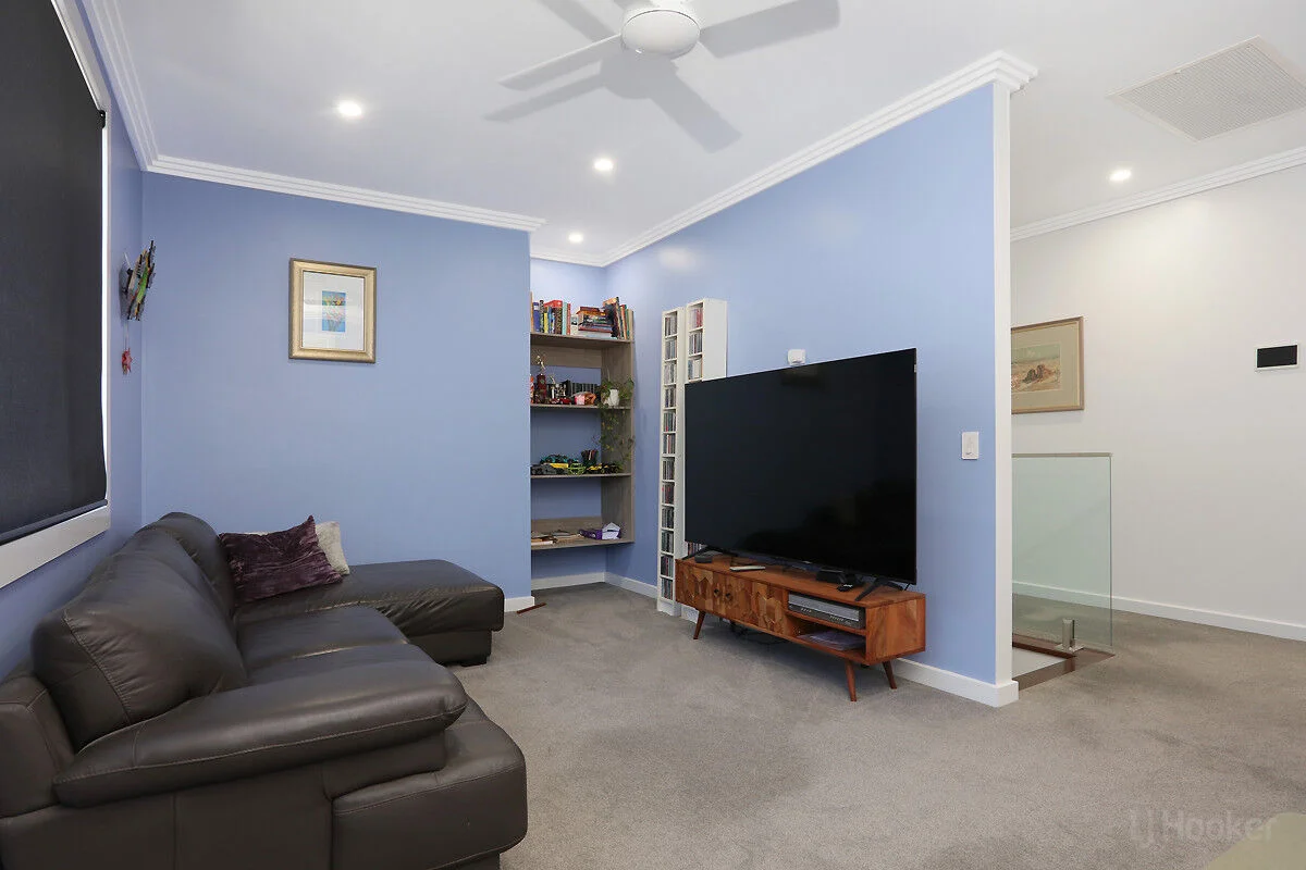 Additional image 17 of 2/49 Milton Avenue, Paradise Point QLD 4216