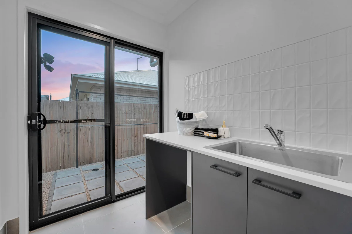 Additional image 19 of 2 Fuji Street, White Rock QLD 4306