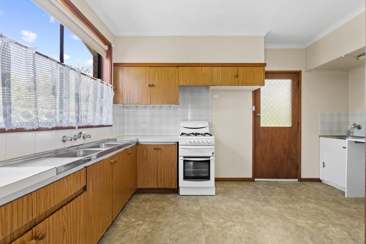 Additional image 2 of 1/37 King Street, Maffra VIC 3860