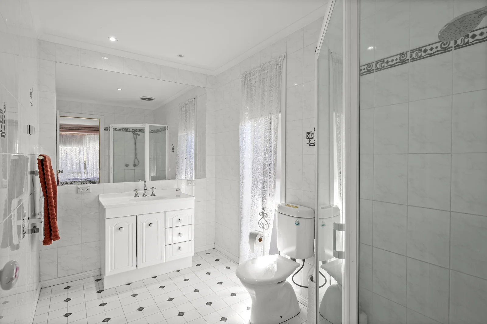 Additional image 9 of 12-14 Mitchell Court, Mansfield VIC 3722