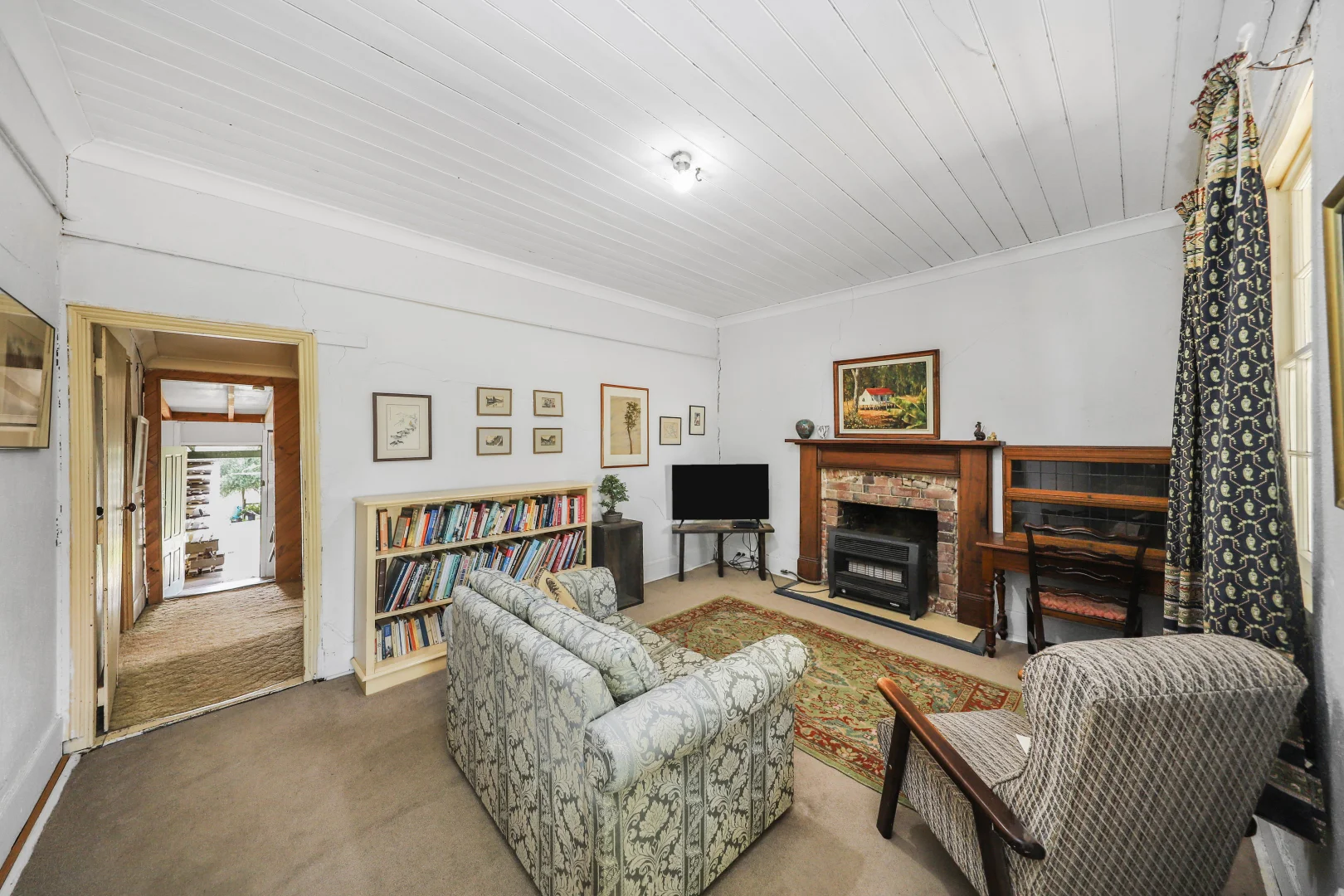 Additional image 2 of 10 Tumut Street, Adelong NSW 2729