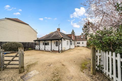 Henley Avenue, Iffley OX4