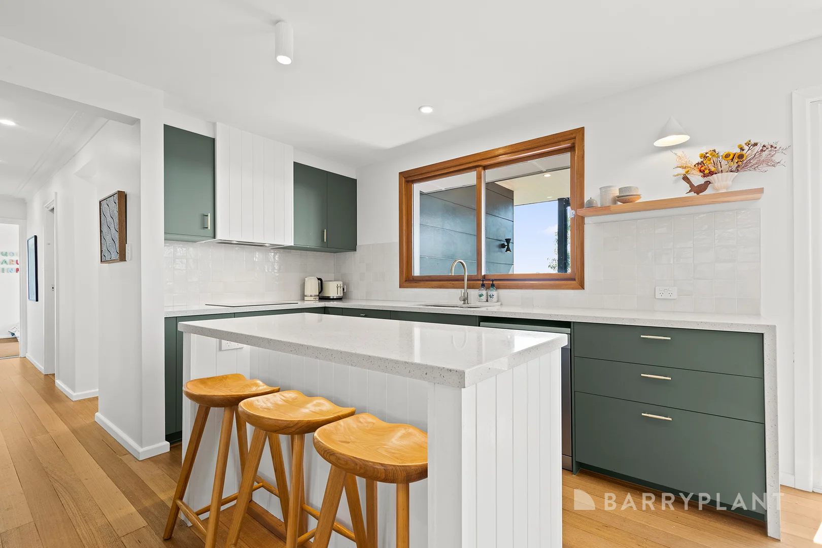 99 Outlook Drive, Glenroy VIC 3046 photo 5