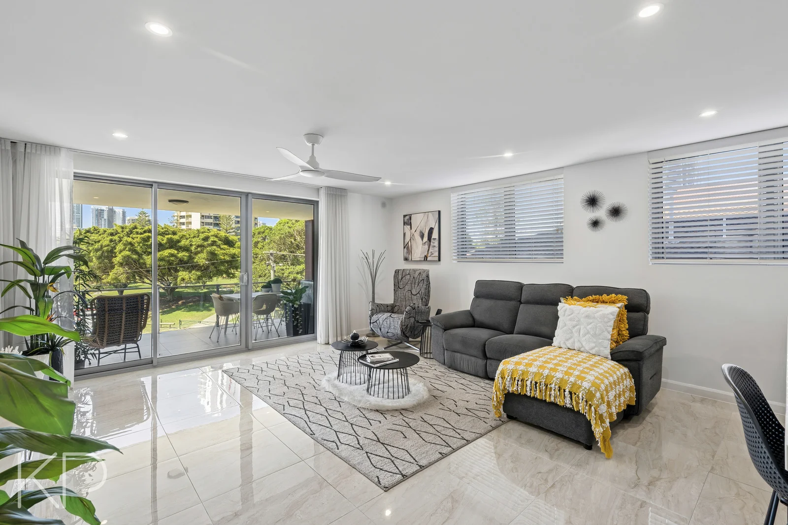 201/14 Cannes Avenue, Surfers Paradise QLD 4217