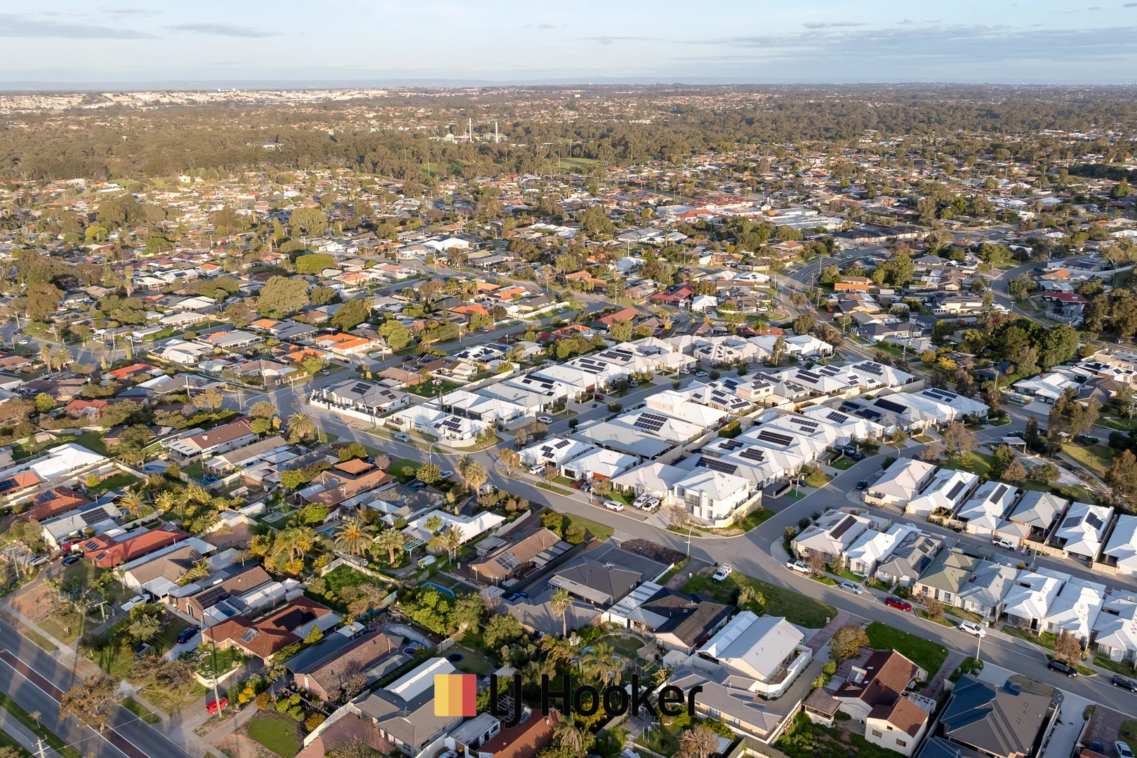 Additional image 33 of 41A Currajong Crescent, Craigie WA 6025