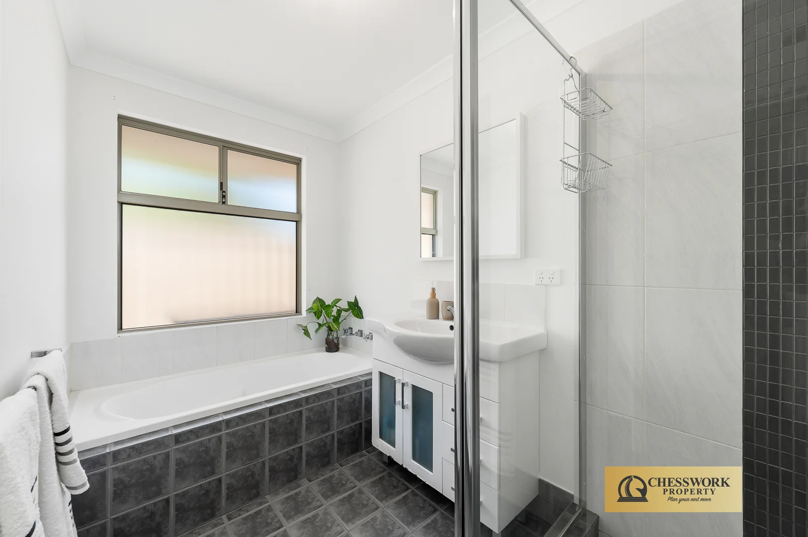 Additional image 20 of 67A Cyril Road, High Wycombe WA 6057