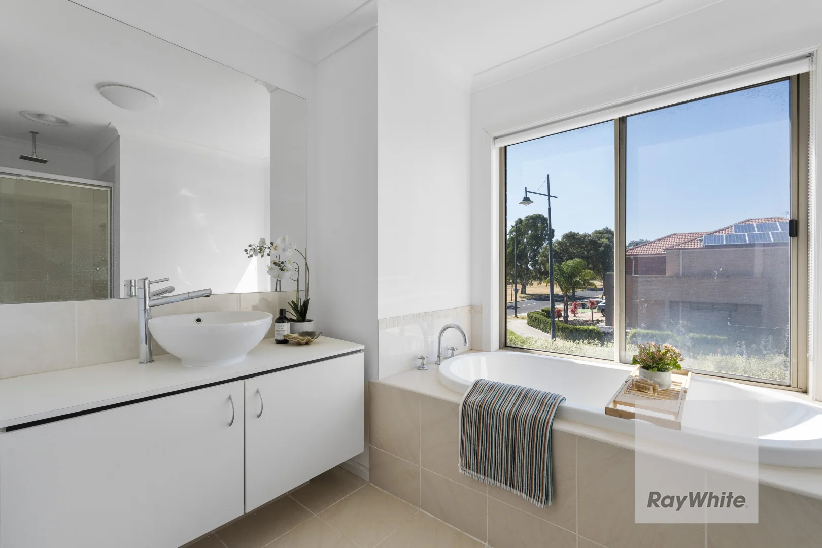 Additional image 20 of 26 Centennial Park Drive, Craigieburn VIC 3064