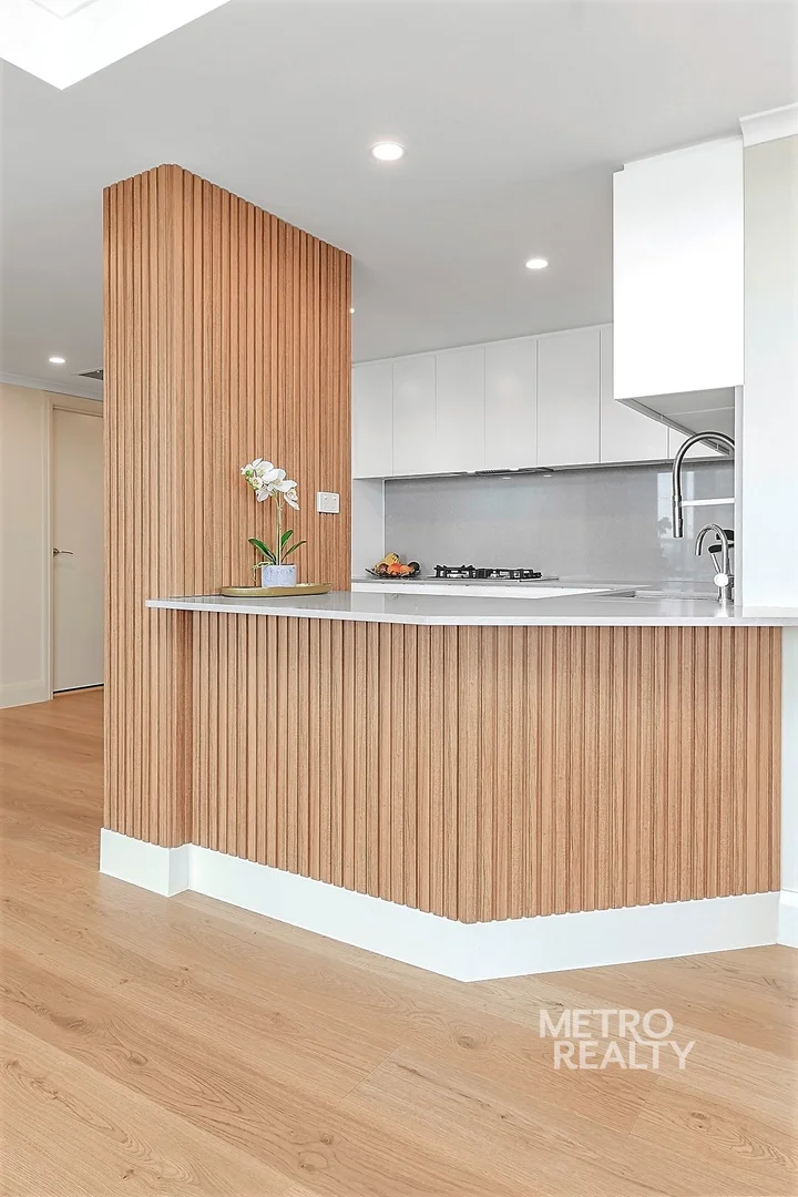 Additional image 8 of 2503/348-352 Sussex Street, Sydney NSW 2000