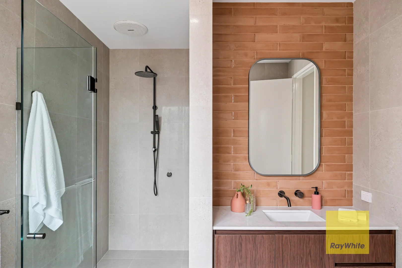 Additional image 30 of 13 Crestview Crescent, Kalamunda WA 6076