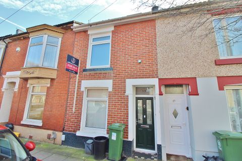 Strode Road, Stamshaw PO2