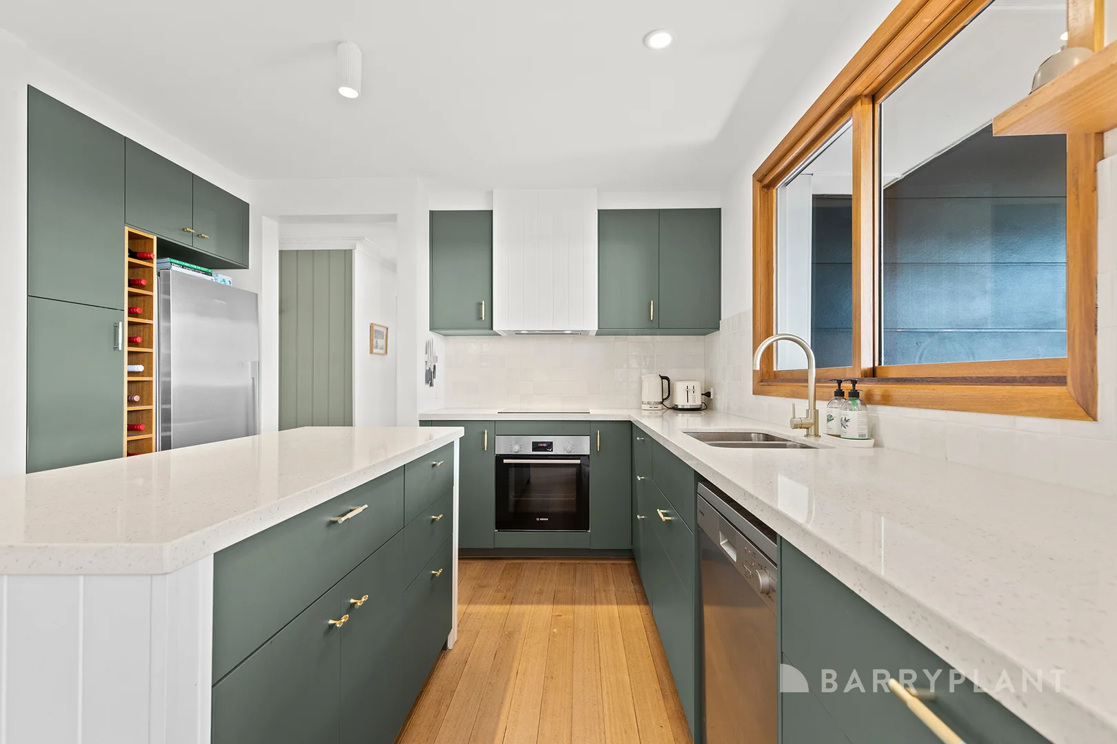 99 Outlook Drive, Glenroy VIC 3046 photo 4
