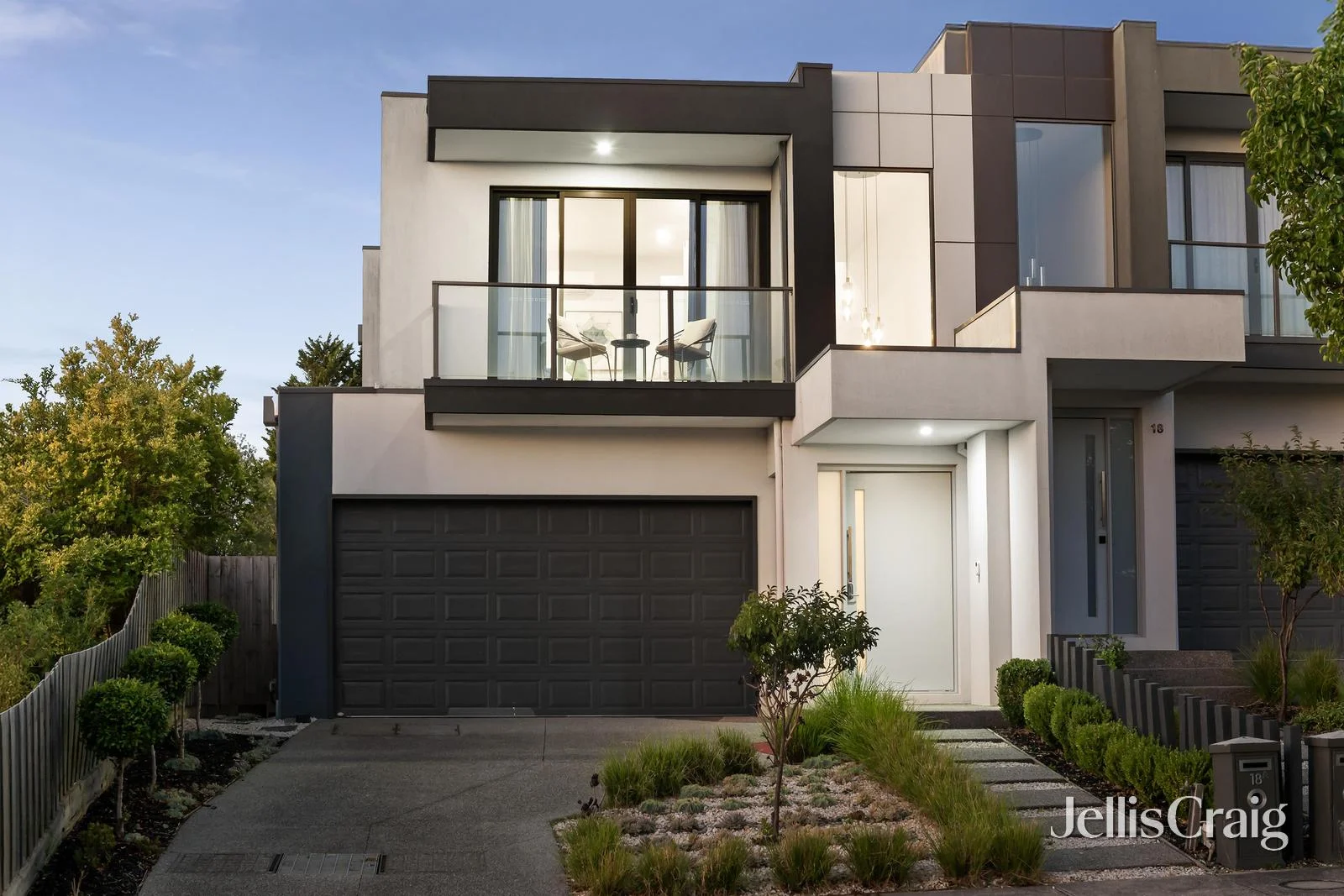 18a Maldon Crescent, Doncaster East VIC 3109